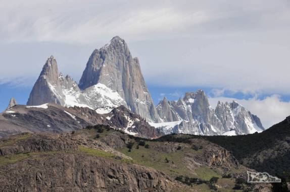 O famoso Cerro Fitz Roy, no Parque Nacional Los Glaciares, em El Chaltén, na patagônia argentina